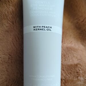 Revolution Gentle Eye Makeup Remover - White